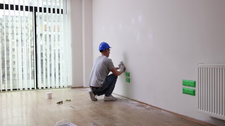 Best Emergency Mold Remediation  in Rockville, CT